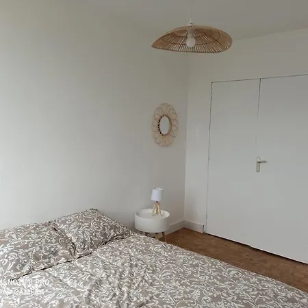 Superbe Appartement Tout Equipe Proche Hypercentre Bergerac Exterior photo